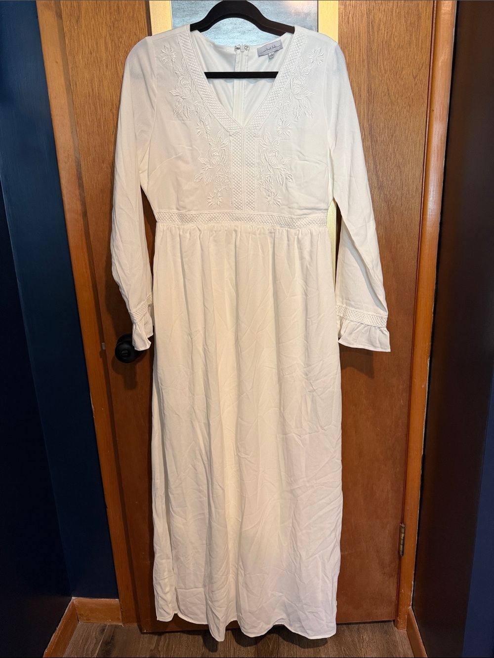 White Long Sleeve Embroidered V-Neck Maxi Dress
